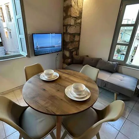 Lägenhet Casa Di Sarpaki