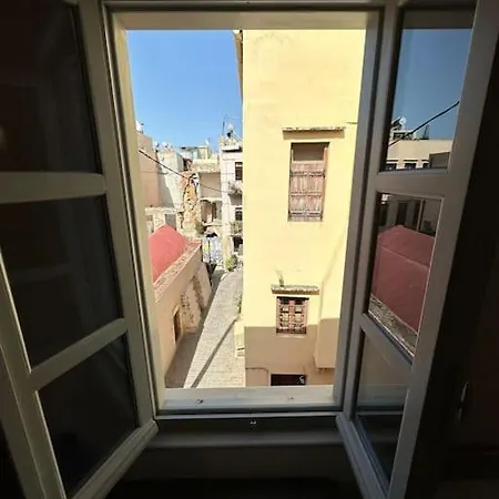 Lägenhet Casa Di Sarpaki